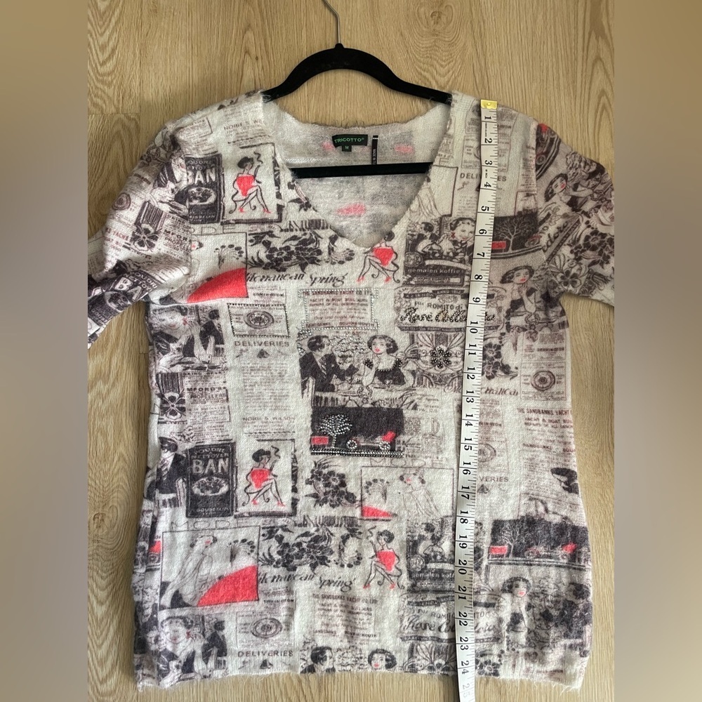 Tricotto M Vintage Newspaper Print Rhinestone V-Neck Sweater Maximalist Art - Picture 10 of 15